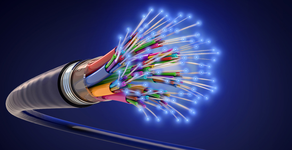 Cable de fibra óptica con señales de luz